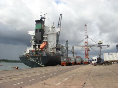 Tanzania,  Dar-es-slaam Port 