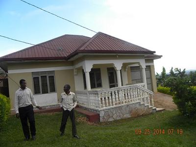 95MILLION 3  BEDROOMED HOUSE  IN BULAGA NEAR WATOTO VILLAGE