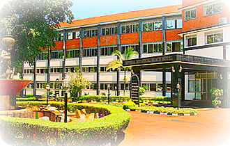 Uganda Hotels Booking Guide: Imperial Botanical Beach Hotel