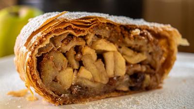 Apple Strudel Vanilla Pasty