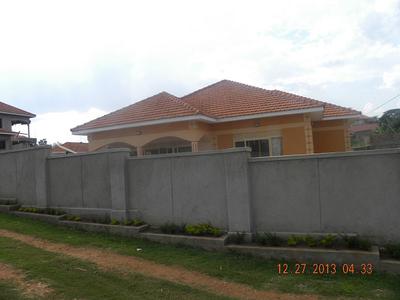 Namugongo House 3 bedroomed 280m Namugongo House 3 bedroomed 280m
