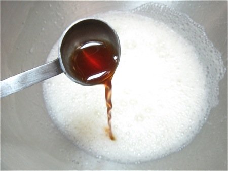 1 teaspoon (tsp) Vanilla Extract Flavor = One 2-inch piece of Vanilla Bean